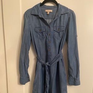 Banana Republic light denim dress with belt and pockets size 0